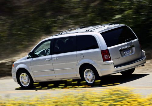 Chrysler Town & Country -  