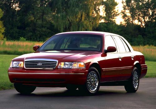 Ford Crown Victoria -  