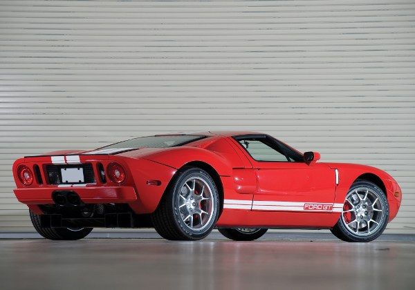Ford GT -  