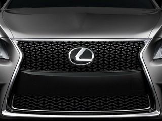Lexus не собирается создавать дешевые модели