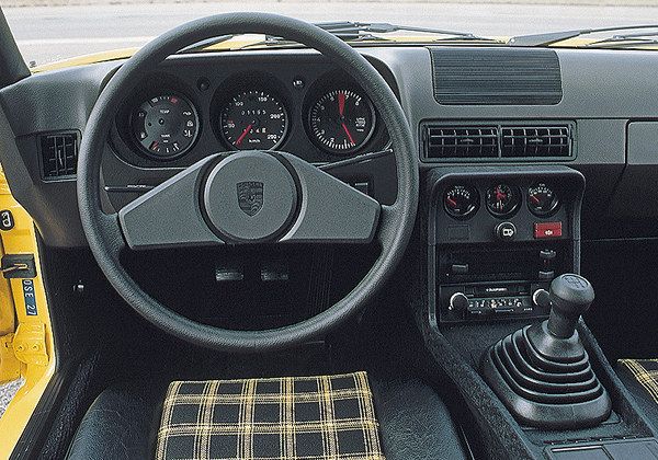 Porsche 924 -  