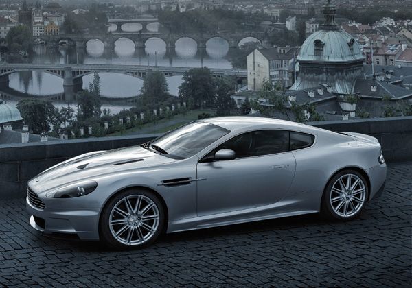 Aston Martin DBS - цена, комплектации