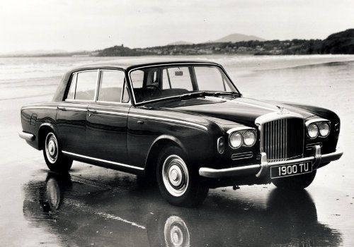 Bentley T1 - каталог автомобилей