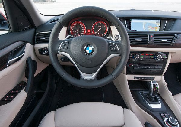 BMW X1 - цена, комплектации