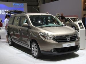 Бюджетный минивэн Dacia Lodgy может приехать в Россию