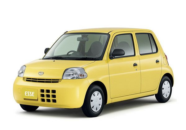 Daihatsu Esse - каталог автомобилей