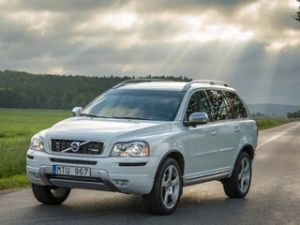 Обновленные Volvo появились у российских дилеров
