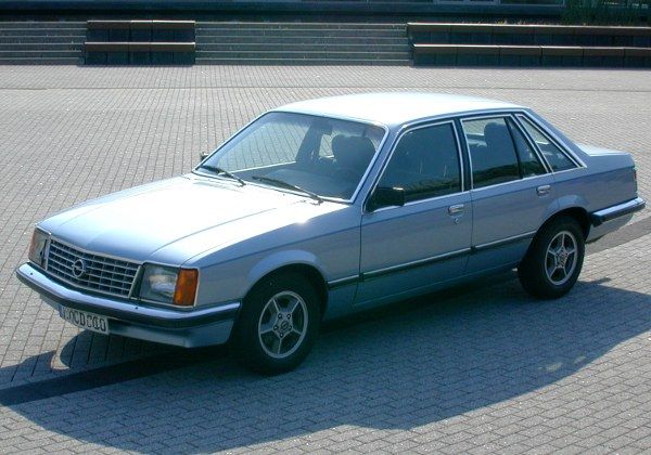Opel Senator - каталог автомобилей