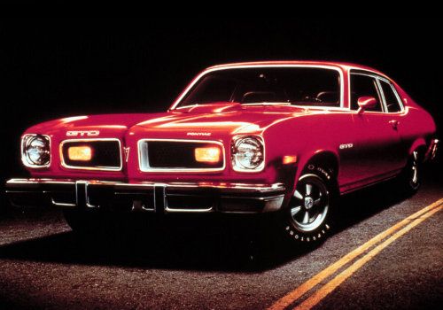 Pontiac GTO - каталог автомобилей