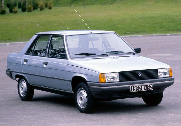 Renault 9 - каталог автомобилей