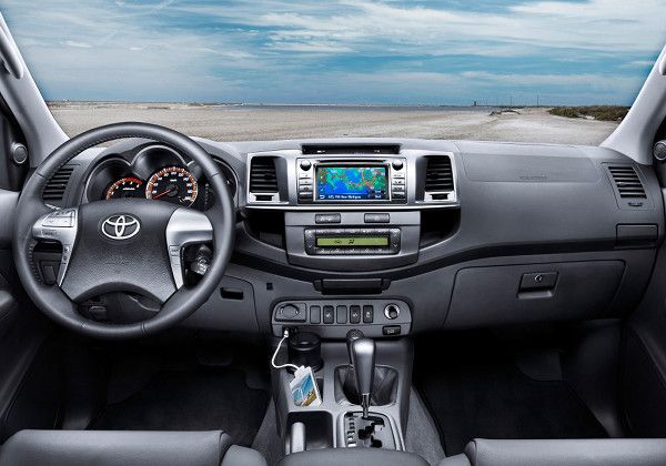 Toyota Hilux - цена, комплектации