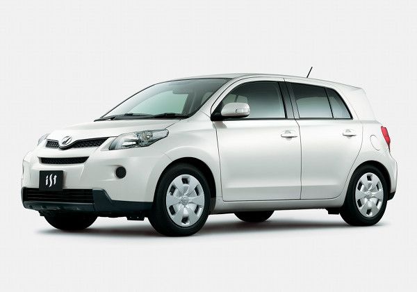Toyota Ist - каталог автомобилей
