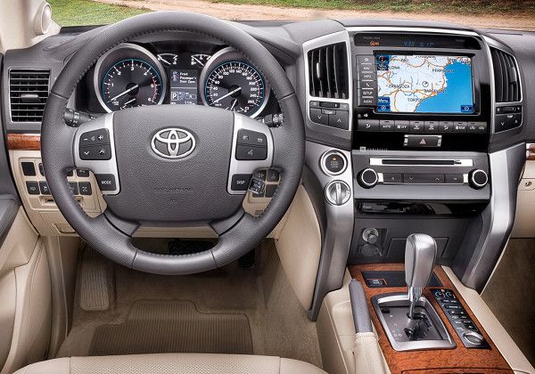 Toyota Land Cruiser - цена, комплектации