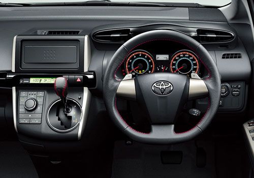Toyota Wish - каталог автомобилей