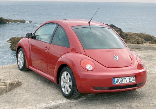 Volkswagen New Beetle - каталог автомобилей